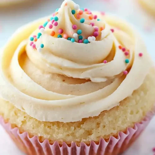 Super Easy Vanilla Buttercream Frosting {Birthday Cake}