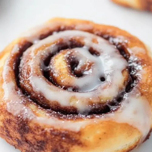 Homemade Cinnamon Rolls (Scandinavian Style)